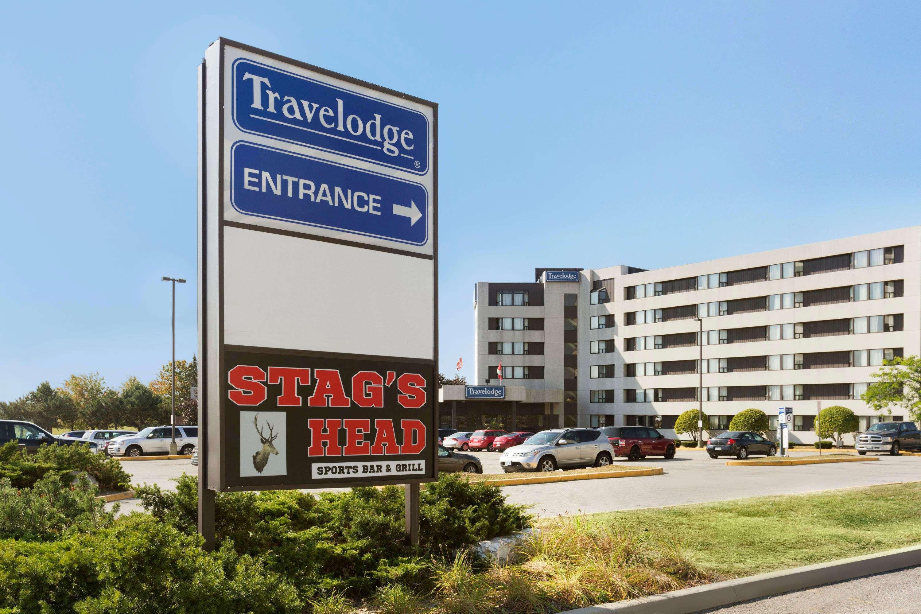 Travelodge By Wyndham Toronto East Экстерьер фото